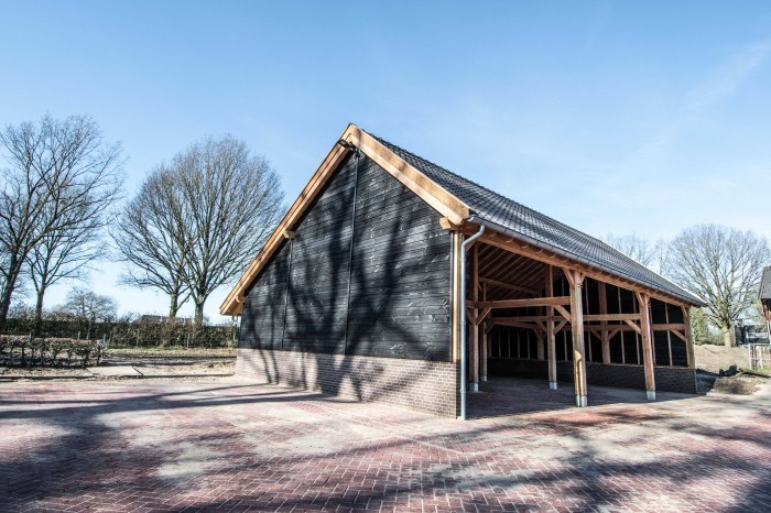 Bouw kapschuur in De Steeg