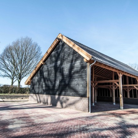 Bouw kapschuur in De Steeg